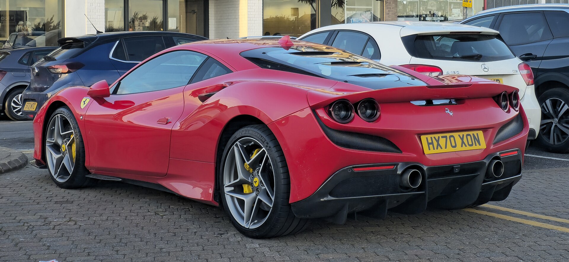 Ferrari F8 Tributo F142MFL
