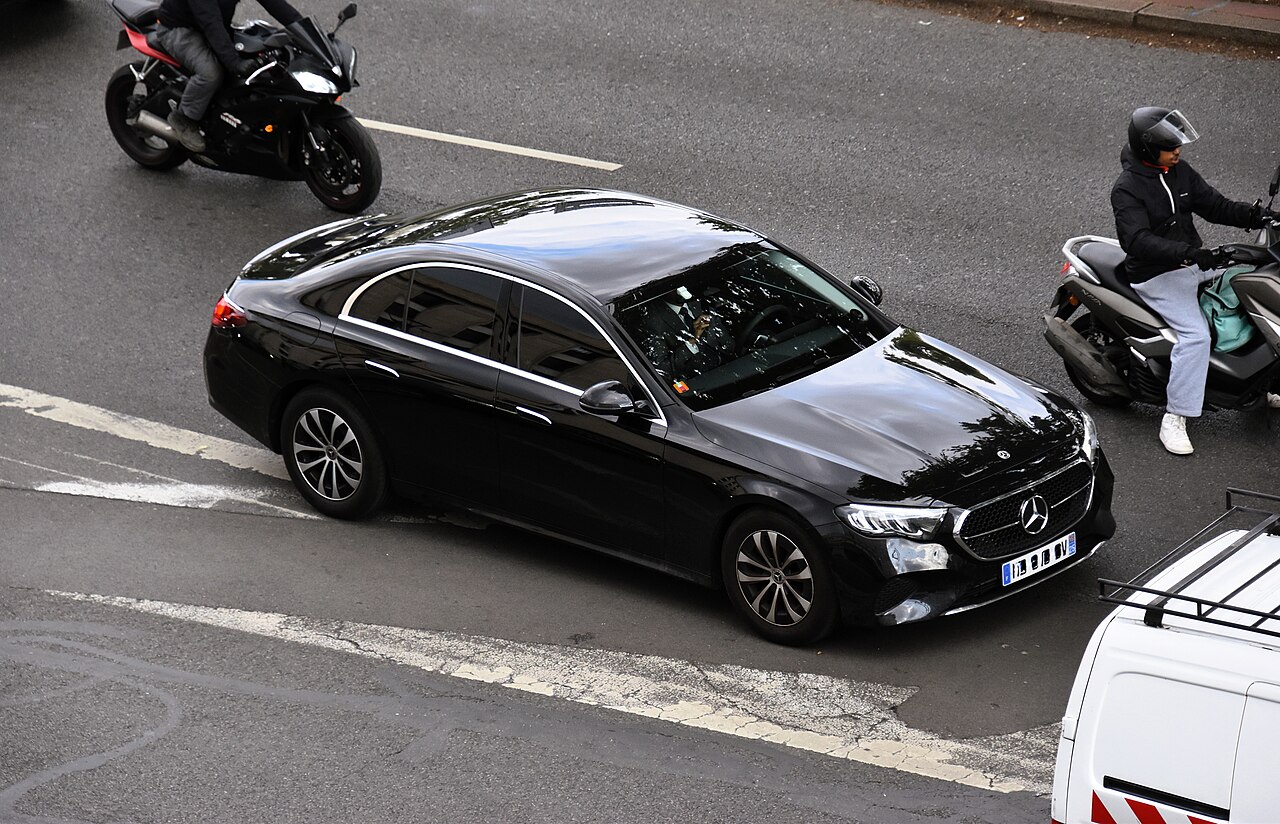 Mercedes-Benz E 220 d W214